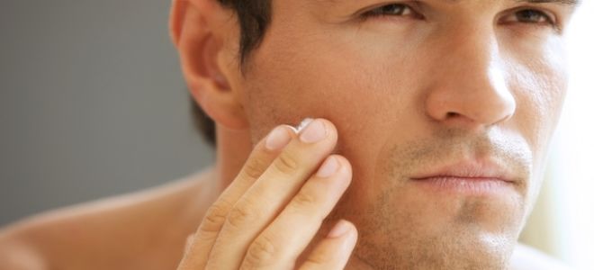 Уход за кожей лица у мужчин: эффективные средства и принципы