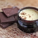 Какао масло для лица: особенности применения и полезные свойства