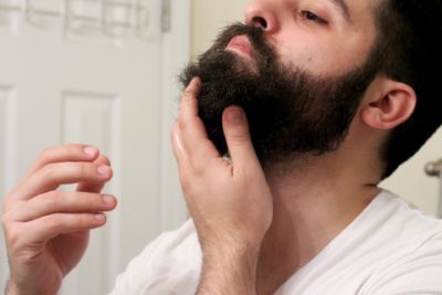 Как ускорить рост волос на лице: обзор доступных средств