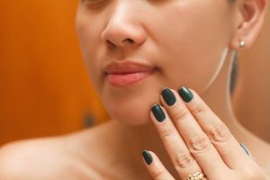 Жировики на лице: способы их удаления и профилактики появления