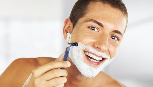 Раздражение после бритья у мужчин на лице: что делать