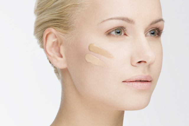Неровная кожа лица: причины, домашние и аппаратные процедуры